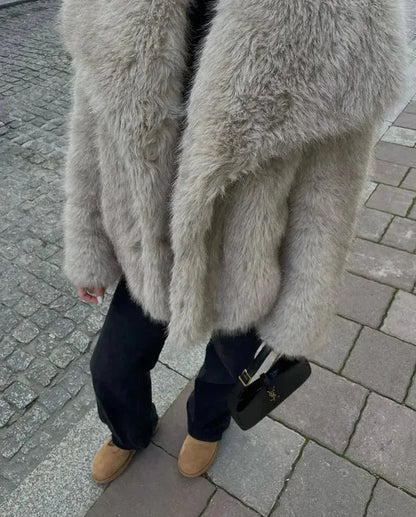 Elegant Faux Fur Winter Jacket