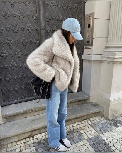 Elegant Faux Fur Winter Jacket